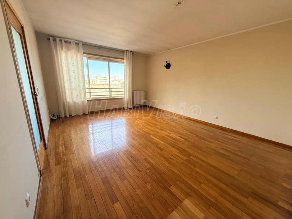 Apartamento T2 para Venda em São Mamede de Infesta e Senhora da Hora Foto 2