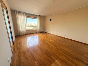 Apartamento T2 para Venda em São Mamede de Infesta e Senhora da Hora
