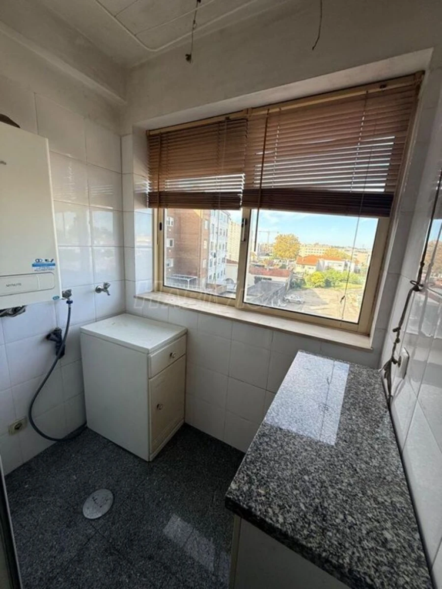Apartamento T2 para Venda em São Mamede de Infesta e Senhora da Hora Foto 8