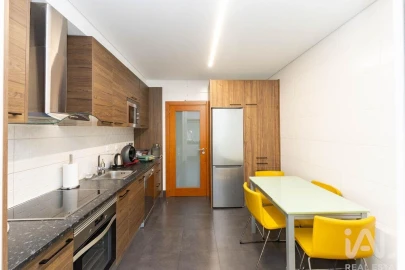 Apartamento T2 para Venda em Coronado (São Romão e São Mamede)