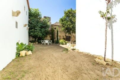 Moradia T5 para Venda em Azeitão (São Lourenço e São Simão)