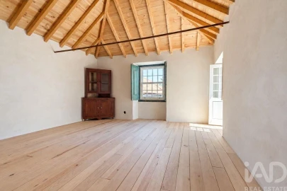 Moradia T5 para Venda em Azeitão (São Lourenço e São Simão)