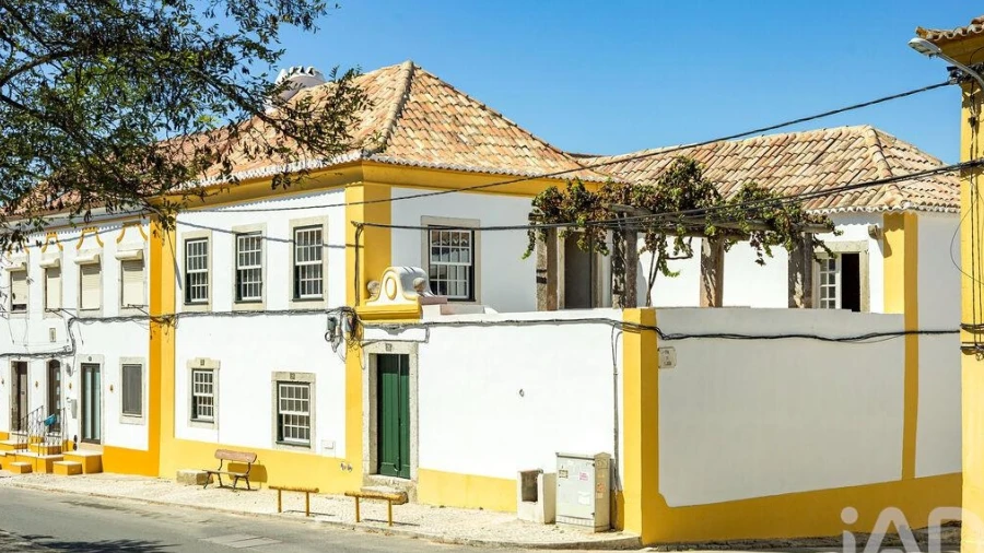 Moradia T5 para Venda em Azeitão (São Lourenço e São Simão)