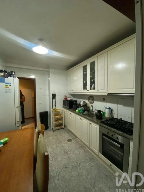Apartamento T2 para Venda em Mafamude e Vilar do Paraíso