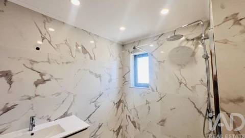 Apartamento T2 para Venda em União das Freguesias de Setúbal