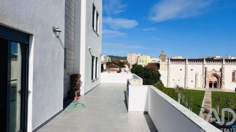 Apartamento T2 para Venda em União das Freguesias de Setúbal