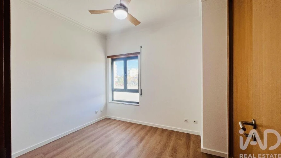 Apartamento T2 para Venda em União das Freguesias de Setúbal Foto 17
