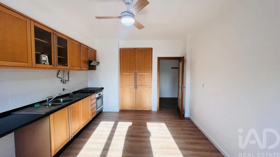 Apartamento T2 para Venda em União das Freguesias de Setúbal Foto 14