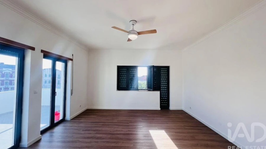 Apartamento T2 para Venda em União das Freguesias de Setúbal