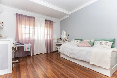 Moradia T4 para Venda em Baixa da Banheira e Vale da Amoreira