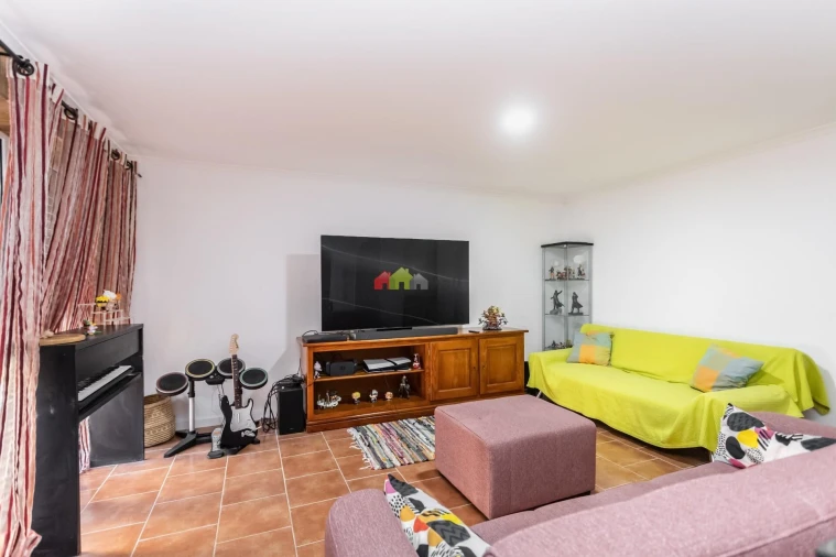 Moradia T4 para Venda em Baixa da Banheira e Vale da Amoreira Foto 40