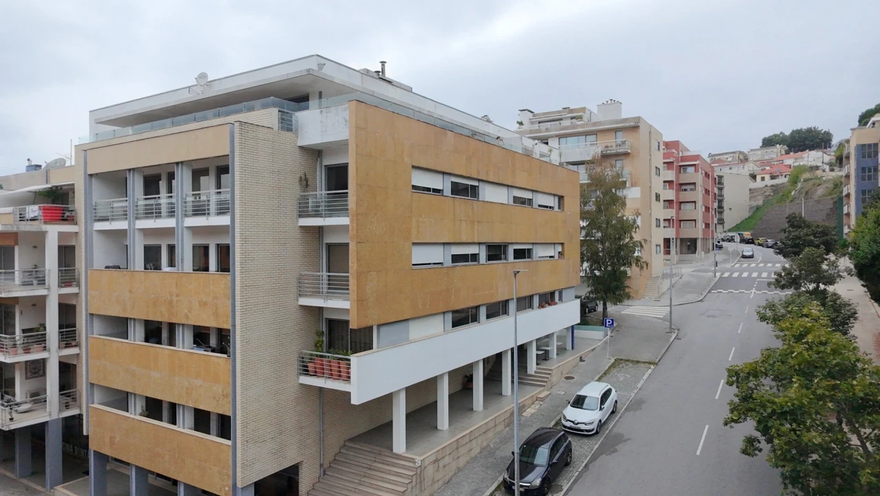 Apartamento T3 para Venda em Costa Foto 3