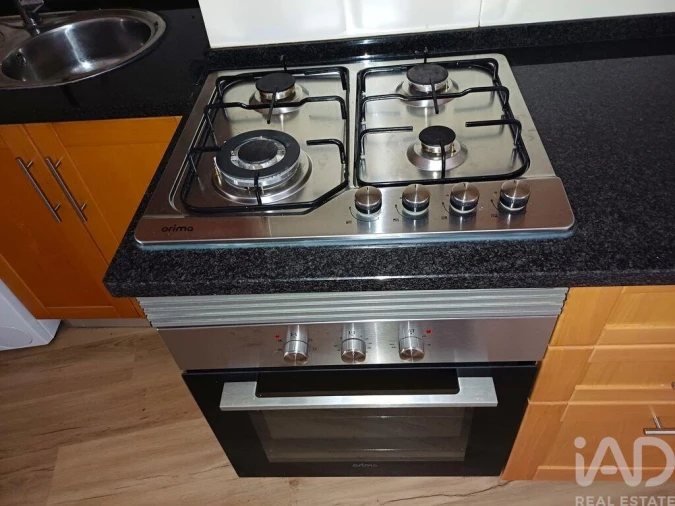 Apartamento T1 para Arrendamento em Penha de França Foto 15