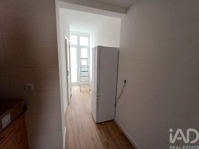 Apartamento T1 para Arrendamento em Penha de França Foto 13