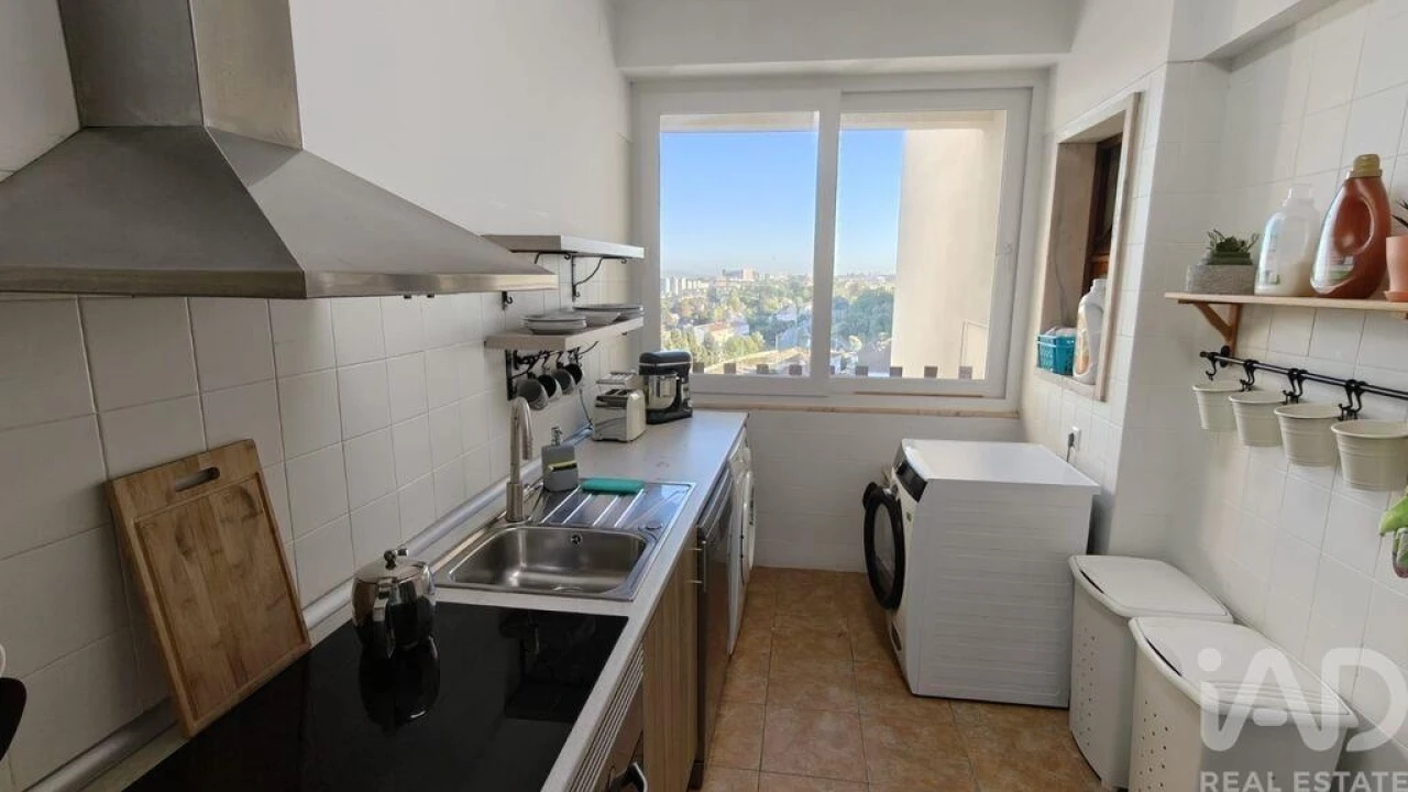 Apartamento T3 para Venda em Santa Iria de Azoia, São João da Talha e Bobadela Foto 4