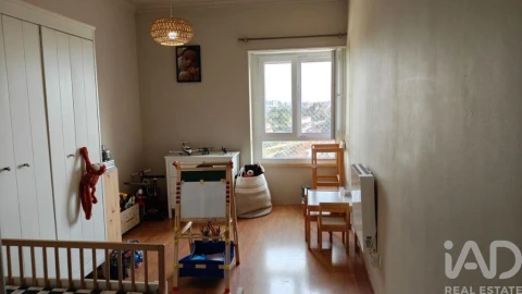 Apartamento T3 para Venda em Santa Iria de Azoia, São João da Talha e Bobadela