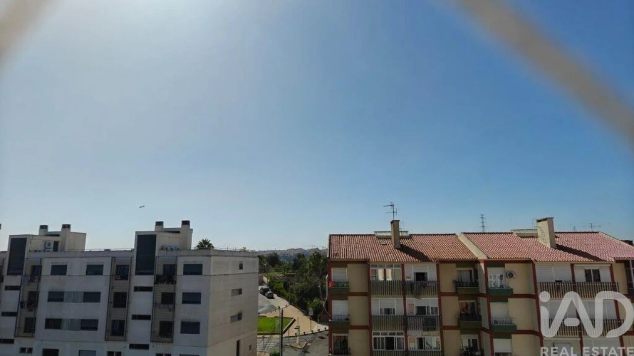 Apartamento T3 para Venda em Santa Iria de Azoia, São João da Talha e Bobadela Foto 16