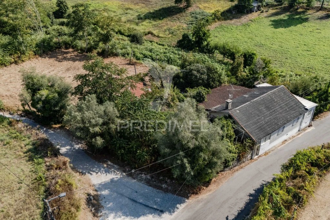 Moradia T2 para Venda em Águas Santas e Moure Foto 8