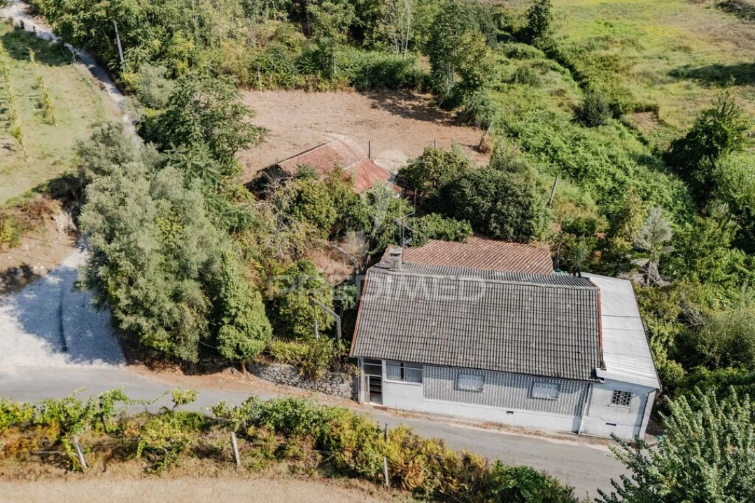 Moradia T2 para Venda em Águas Santas e Moure Foto 10