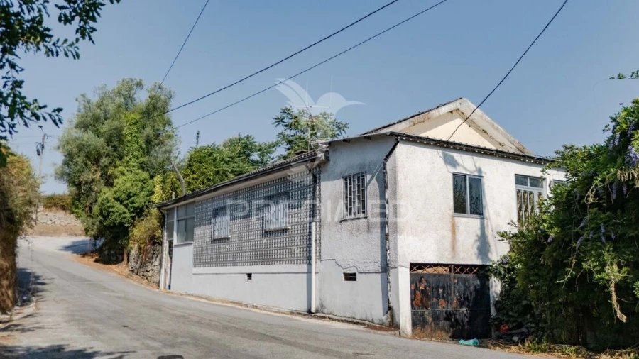 Moradia T2 para Venda em Águas Santas e Moure