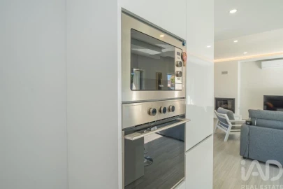 Moradia T4 para Venda em Fernao Ferro
