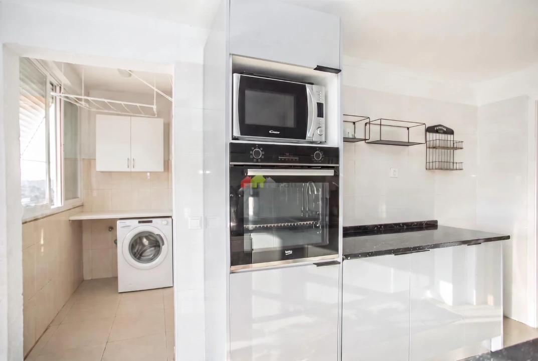 Apartamento T4 para Venda em Baixa da Banheira e Vale da Amoreira Foto 2
