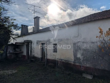 Moradia T3 para Venda em Brogueira, Parceiros de Igreja e Alcorochel