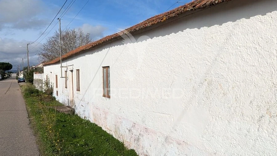 Moradia T3 para Venda em Brogueira, Parceiros de Igreja e Alcorochel