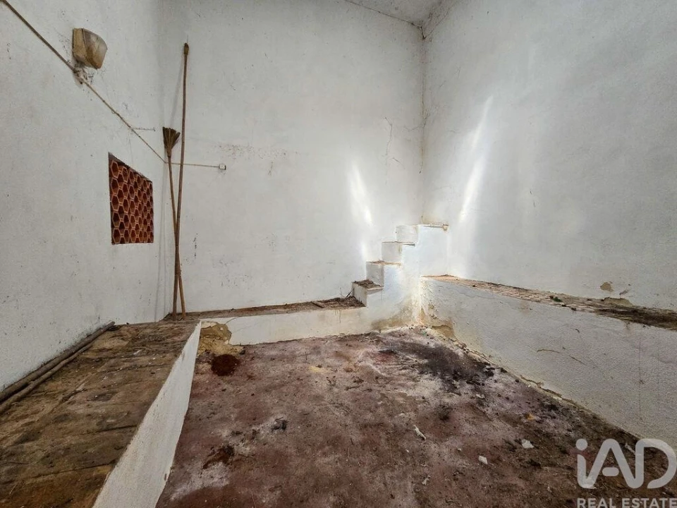 Moradia T2 para Venda em Loule (São Sebastião) Foto 21