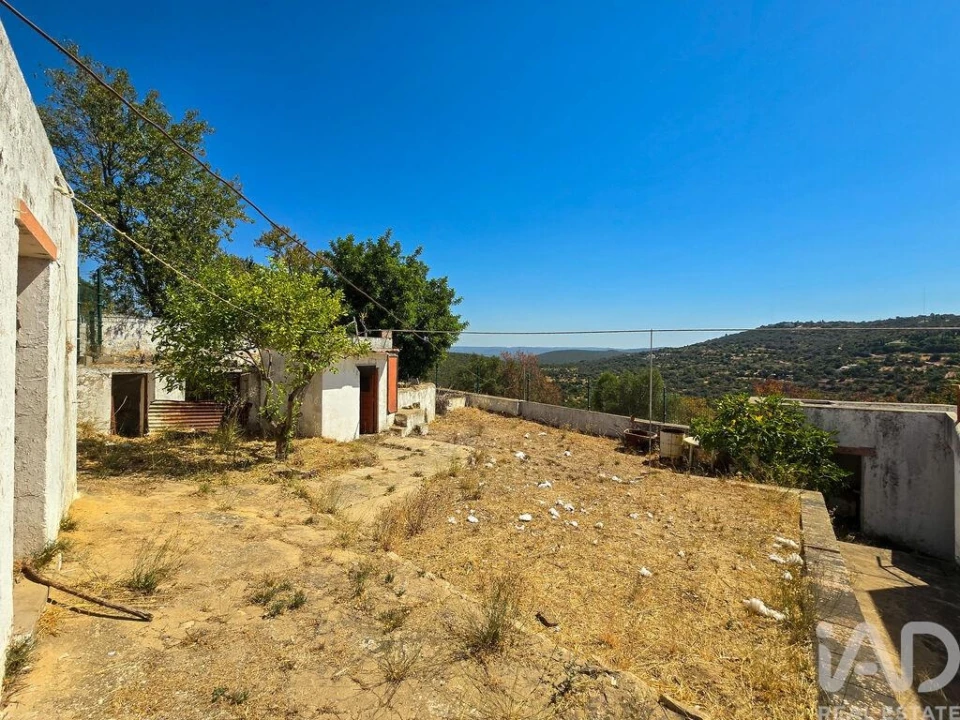 Moradia T2 para Venda em Loule (São Sebastião) Foto 20