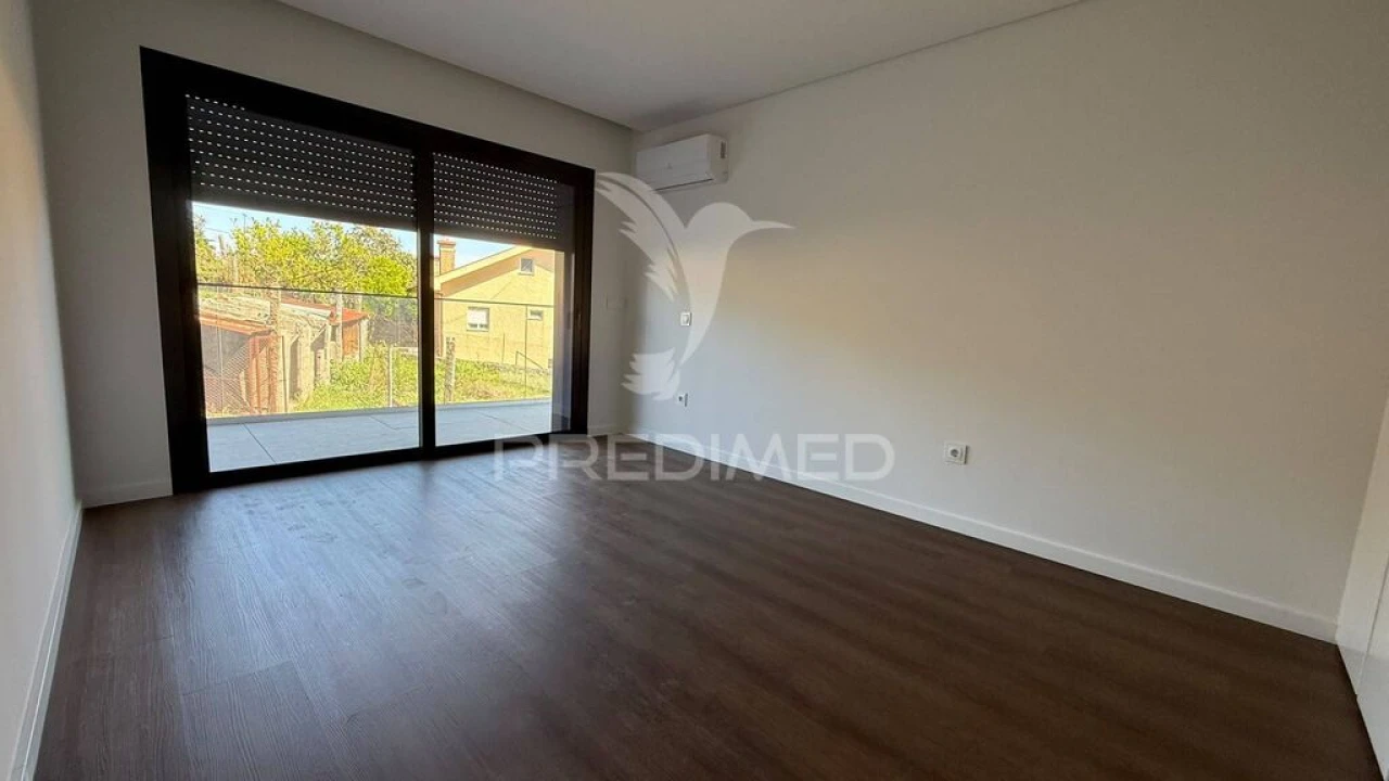 Apartamento T3 para Venda em Ferreiros e Gondizalves Foto 16