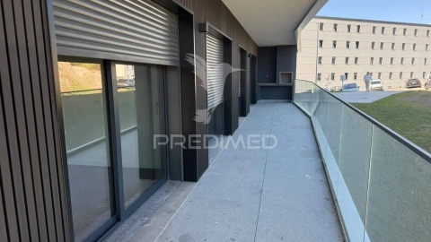Apartamento T3 para Venda em Ferreiros e Gondizalves