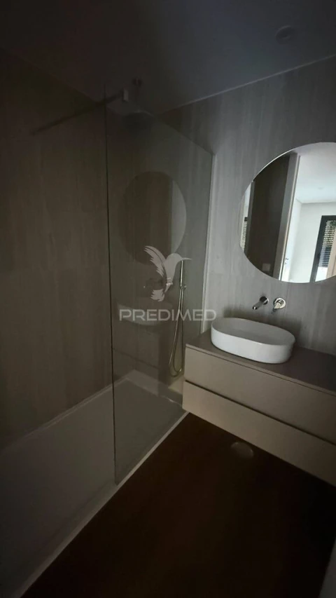 Apartamento T3 para Venda em Ferreiros e Gondizalves