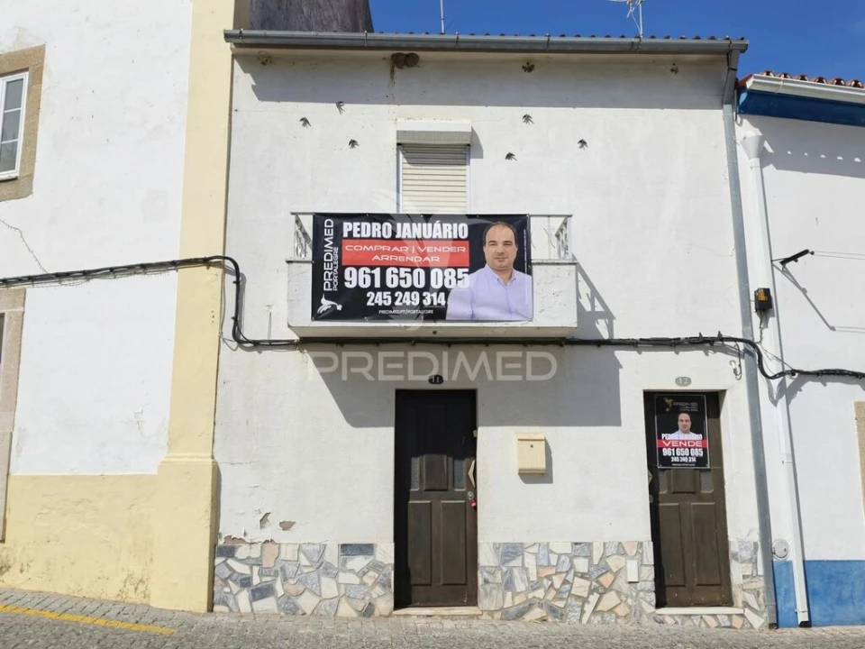 Moradia T1 para Venda em Espírito Santo, Nossa Senhora da Graça e São Simão Foto 2