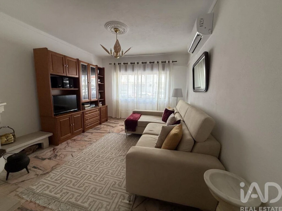Apartamento T2 para Venda em São Brás de Alportel Foto 11
