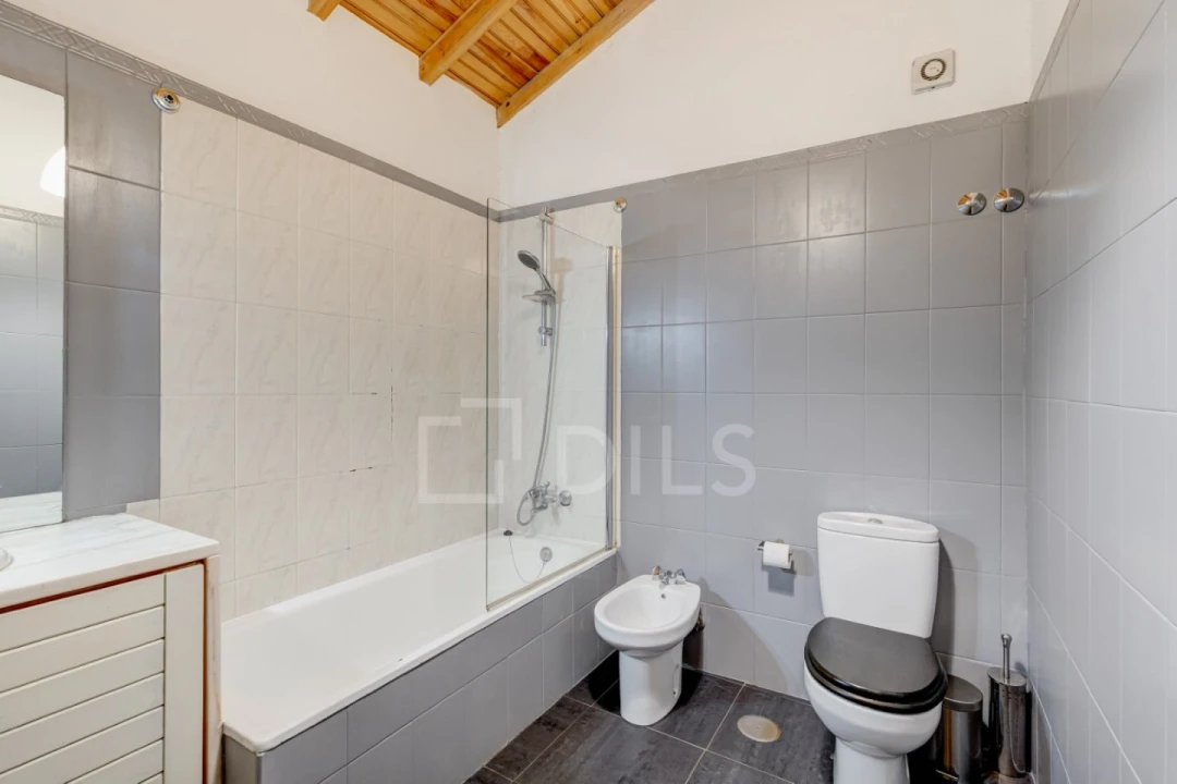 Apartamento T2 para Venda em Campo de Ourique Foto 26