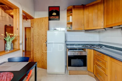 Apartamento T2 para Venda em Campo de Ourique