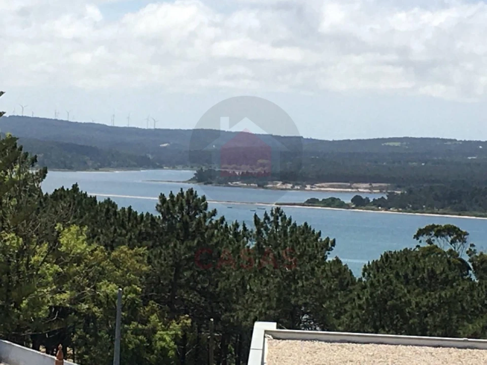 Moradia T5 para Venda em Nadadouro Foto 47