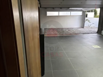 Moradia T5 para Venda em Nadadouro