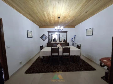 Moradia T5 para Venda em Lindoso
