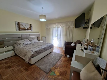 Moradia T5 para Venda em Lindoso