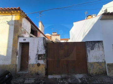 Moradia para Venda em São Miguel do Rio Torto e Rossio Ao Sul do Tejo