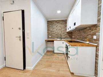 Apartamento T2 para Venda em Baixa da Banheira e Vale da Amoreira