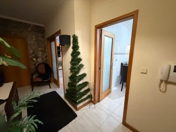 Apartamento T2 para Venda em Vila Nova de Famalicão e Calendário