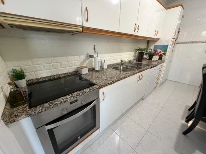 Apartamento T2 para Venda em Vila Nova de Famalicão e Calendário Foto 13