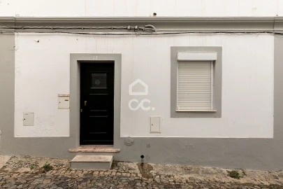 Moradia T3 para Arrendamento em Évora (São Mamede, Sé, São Pedro e Santo Antão)