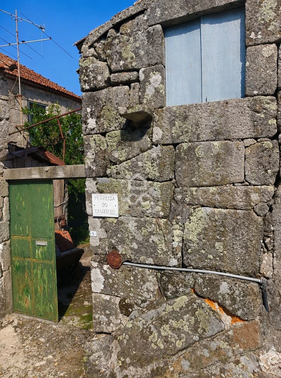 Moradia T3 para Venda em Queirã Foto 6