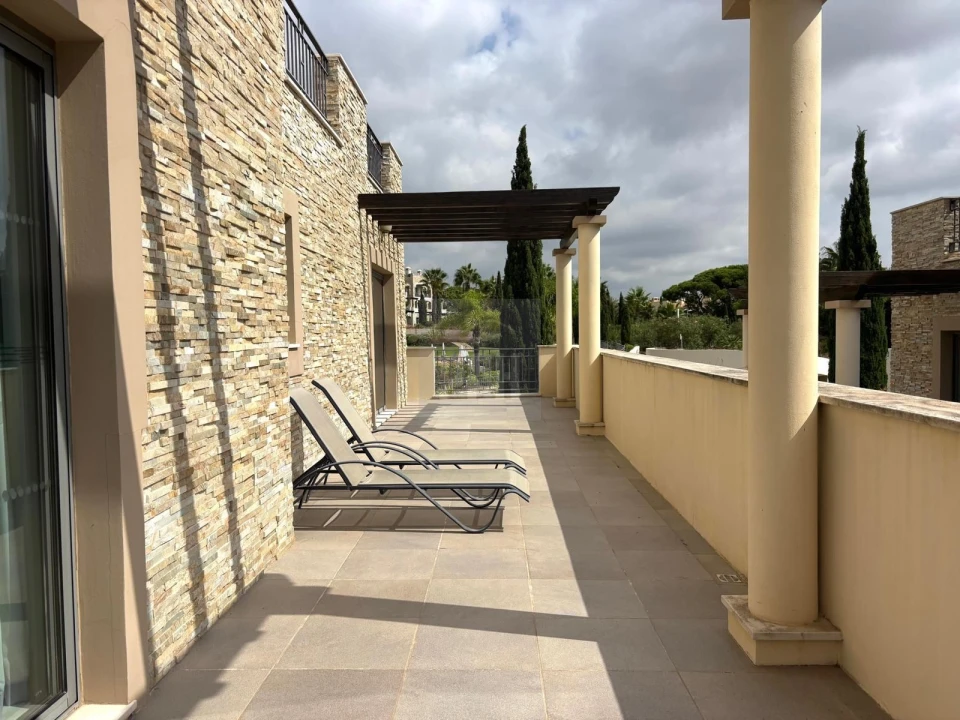 Apartamento T2 para Venda em Quarteira Foto 15