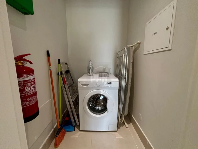 Apartamento T2 para Venda em Quarteira Foto 17