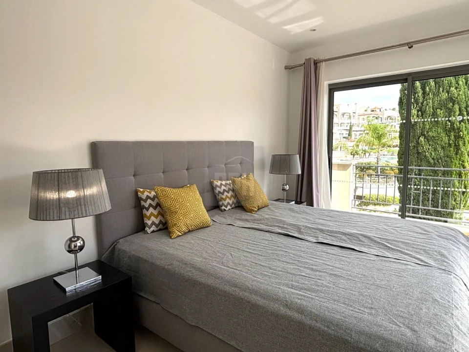 Apartamento T2 para Venda em Quarteira Foto 7